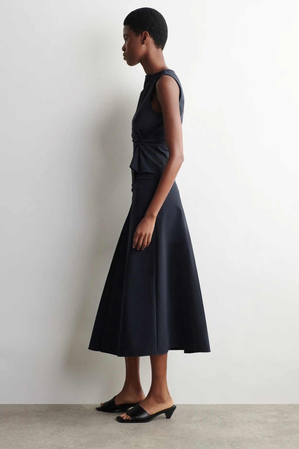 TWIST-DETAIL JERSEY MIDI SKIRT