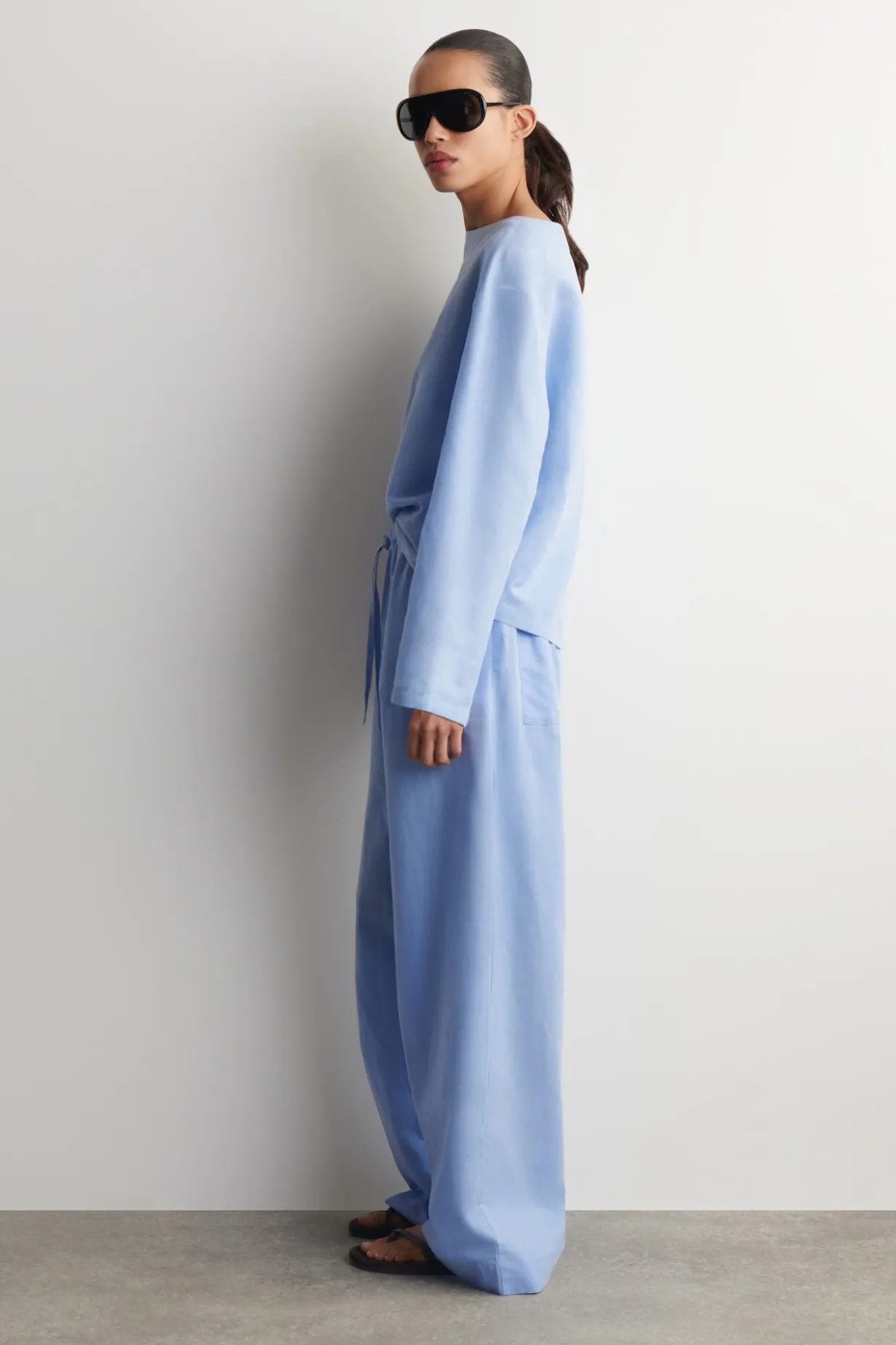 WIDE-LEG LINEN DRAWSTRING PANTS