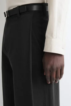WIDE-LEG PLEATED COTTON PANTS