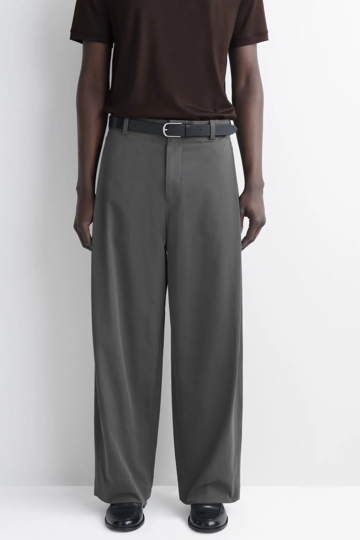 WIDE-LEG PLEATED COTTON PANTS