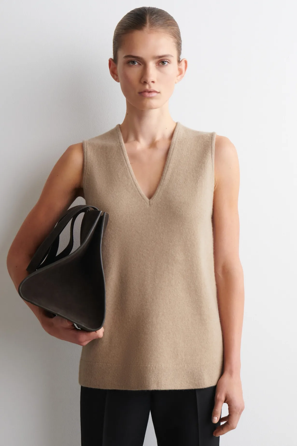 WOOL V-NECK TUNIC VEST